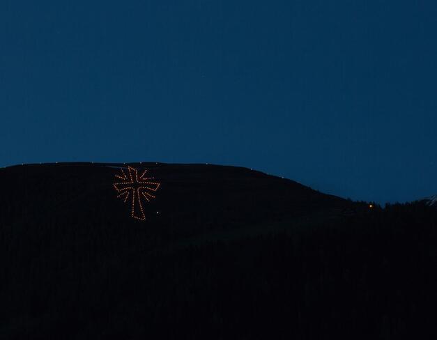 event-herz-jesu-tv-gsieser-tal-kamilla-photography